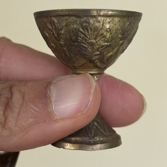 VTG Brass Indian Coffee Pot 9" w/ 3 Goblets | Miniature Dallah Decor Etched Set - Picture 13 of 16